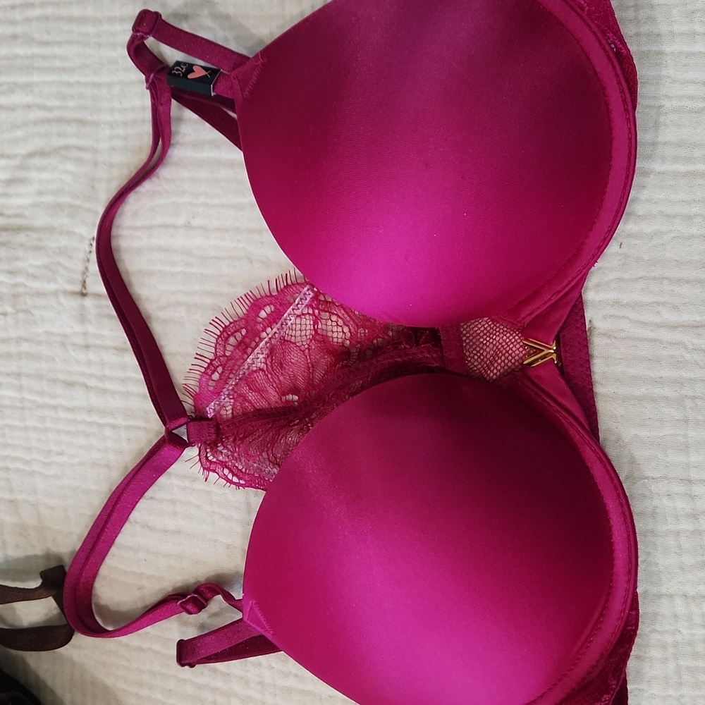 NWT Victoria Secret Very Sexy Push up Bras - Picture 6 of 11